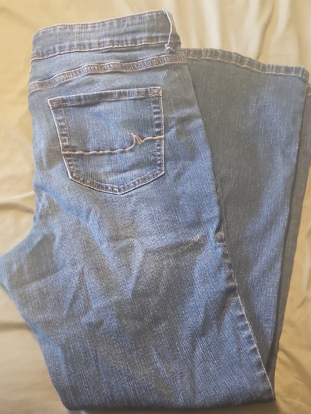 m jeans by Maurice's Women's Size 16 mid-rise boot cut jeans